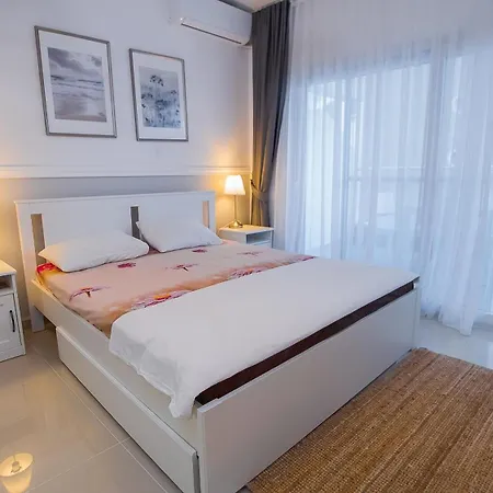 в комплексе Caesar & Apartment Trikomo