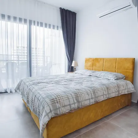 Apartment в комплексе Caesar & Trikomo