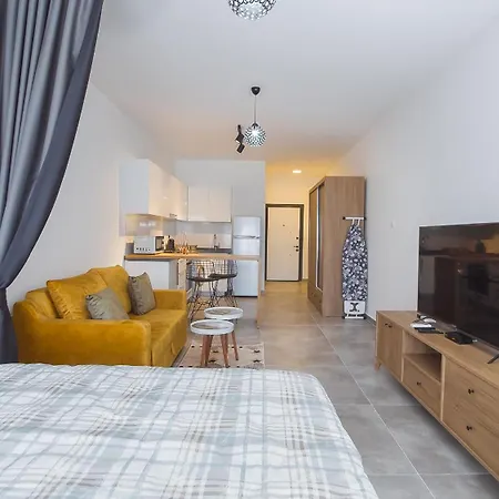 в комплексе Caesar & Apartment Trikomo
