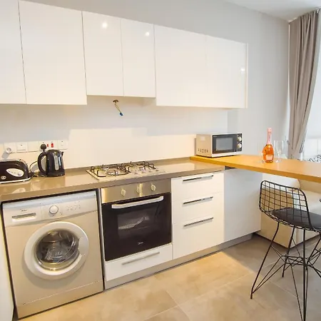 Apartment в комплексе Caesar & Trikomo