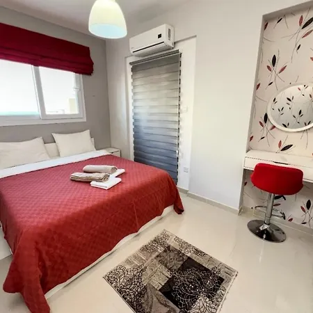 Apartment в комплексе Caesar & Trikomo