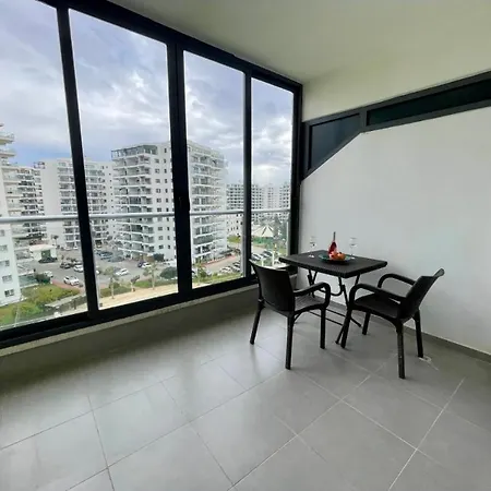 Apartamento в комплексе Caesar &